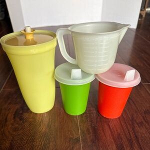 Vintage Tupperware Set of 4 – Pitcher, Measuring Cup & Mini Tumblers w/ Lids